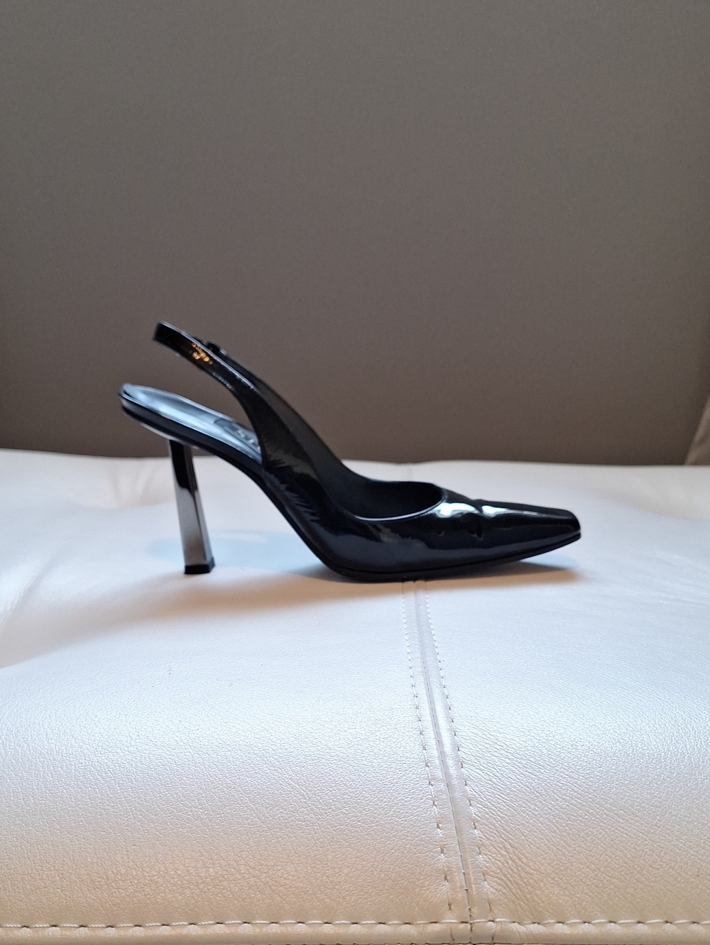 Stuart Weitzman Black Patent Pointed Slingback Stilettos